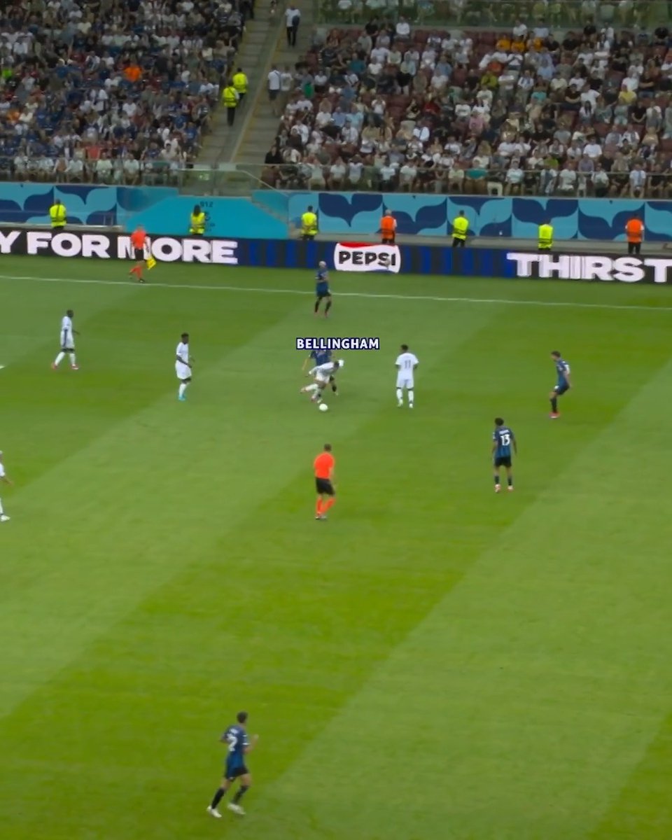 Bellingham battling in the midfield ⚔️ #SuperCup