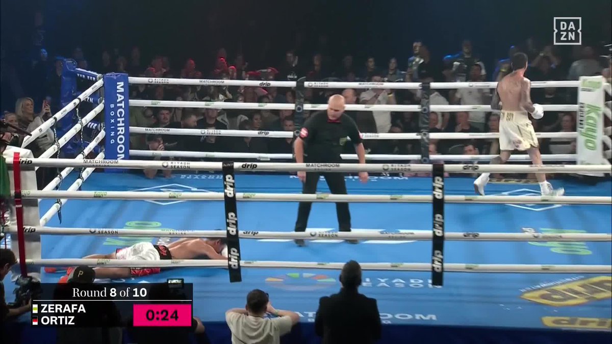 Zerafa makes the breakthrough late in the eighth and gets Ortiz out of there! 💥 #TeremoanaSavage | Live now on DAZN ▪️