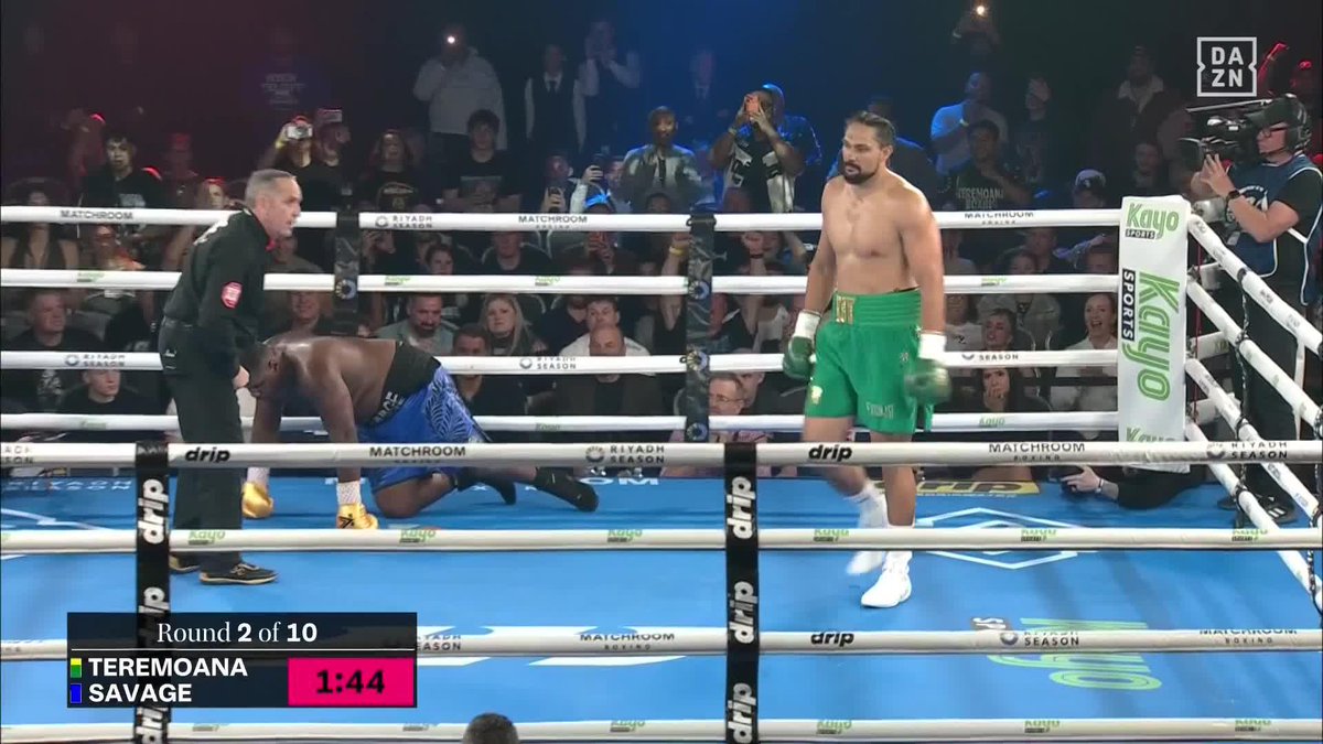 TEREMOANA WITH THE STOPPAGE! 🥶 #TeremoanaSavage | Live now on DAZN ▪️