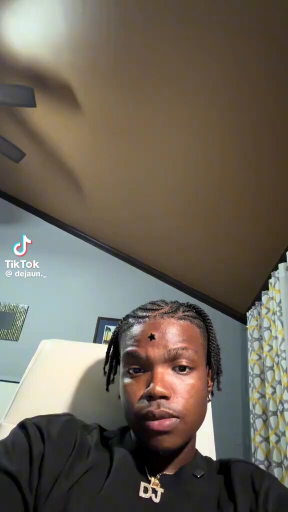 Another POV to the Zimi seh Fight. Apparently a female was hit.