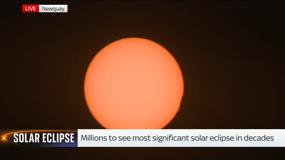 Watch as the partial solar eclipse begins over the United Kingdom in Newquay. 🌖 Sky's Dan Whitehead shares his analysis live from the beach Follow our live blog for more: 📺 Sky 501, Virgin 602, Freeview 233 and YouTube