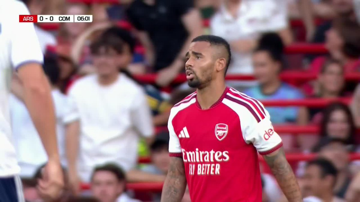 Un llamado de atención para todos los rivales esta nueva temporada... ¡Así presiona el Arsenal de Arteta! Es un amistoso ante Como y el último campeón de la #Premier lo juega con todo. 📺 #DisneyPlus Plan Premium