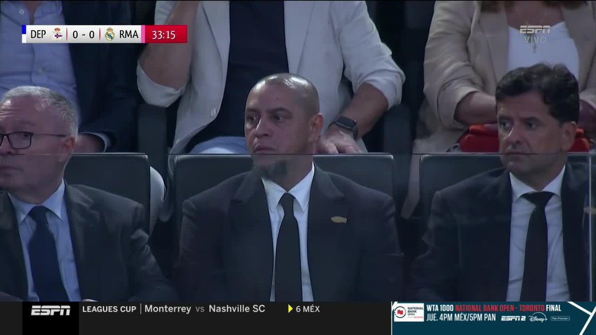 🤩 ¡Espectador de lujo! Roberto Carlos viendo a sus compatriotas Vini y Endrick.