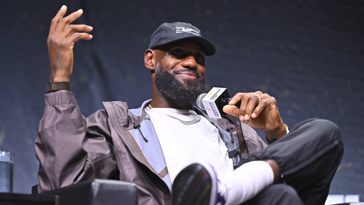 LeBron in a Sixers jersey at MSG on opening night?! We’ll be seated. 🍿 The NBA is already giving us games to circle on the calendar, Kyler Murray has officially won the starting job in Minnesota, and Claressa Shields is bringing history to Atlanta as the first woman to headline State Farm Arena. #TheScoreboard