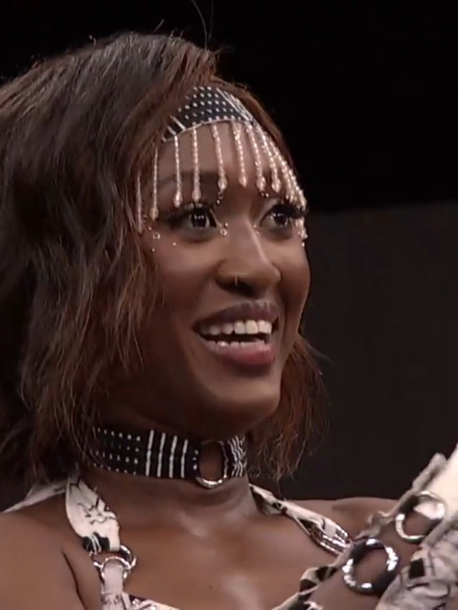Well... that shut down THE QUEEN! 😳 Rachel Ley left Queen Aminata (Queen Aminata クィーンアミナタ) completely speechless on #ROH TV!