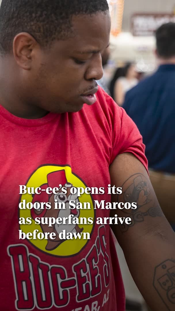 Buc-ee’s opened its new San Marcos travel center early Wednesday as eager fans lined up for a chance to be among the store’s first customers.