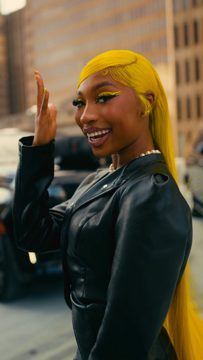 GET HIT ☀️ | #SOON 👱🏿♀️