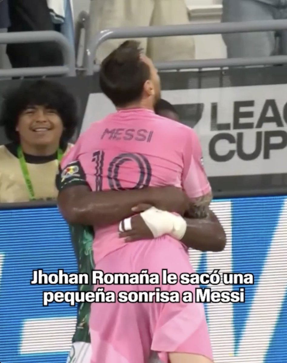 El cariño sincero se siente. ❤️🩹 (vía Leagues Cup)
