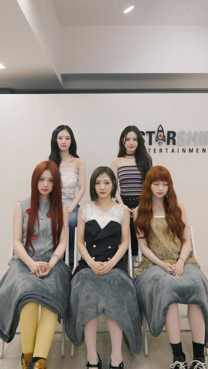 [📢] Hey TiiiKiii💕 We’ll be at the listening party today! Come join us to enjoy the music, talk about our favorite moments, and share special memories together! 📆 8/13 7PM (KST) | 6AM (ET) 🔗 *Stationhead log-in & Connect to Spotify or Apple Music account required. #KiiiKiii #키키 #PopOffPopOff #WhyKiiiKiii #KiiiKiii_PopOffPopOff #KiiiKiii_WhyKiiiKiii