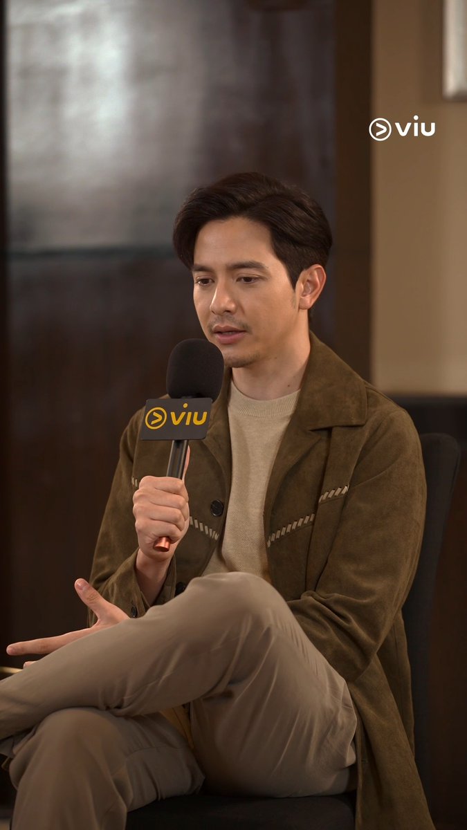 Alden Richards, but make it mini interview! 🎤🌴 Hear his thoughts, stories, and everything in between from his Love, Siargao journey. 💛 Watch Love, Siargao now streaming on Viu! #AldenRichards #LoveSiargao #ViuOriginal