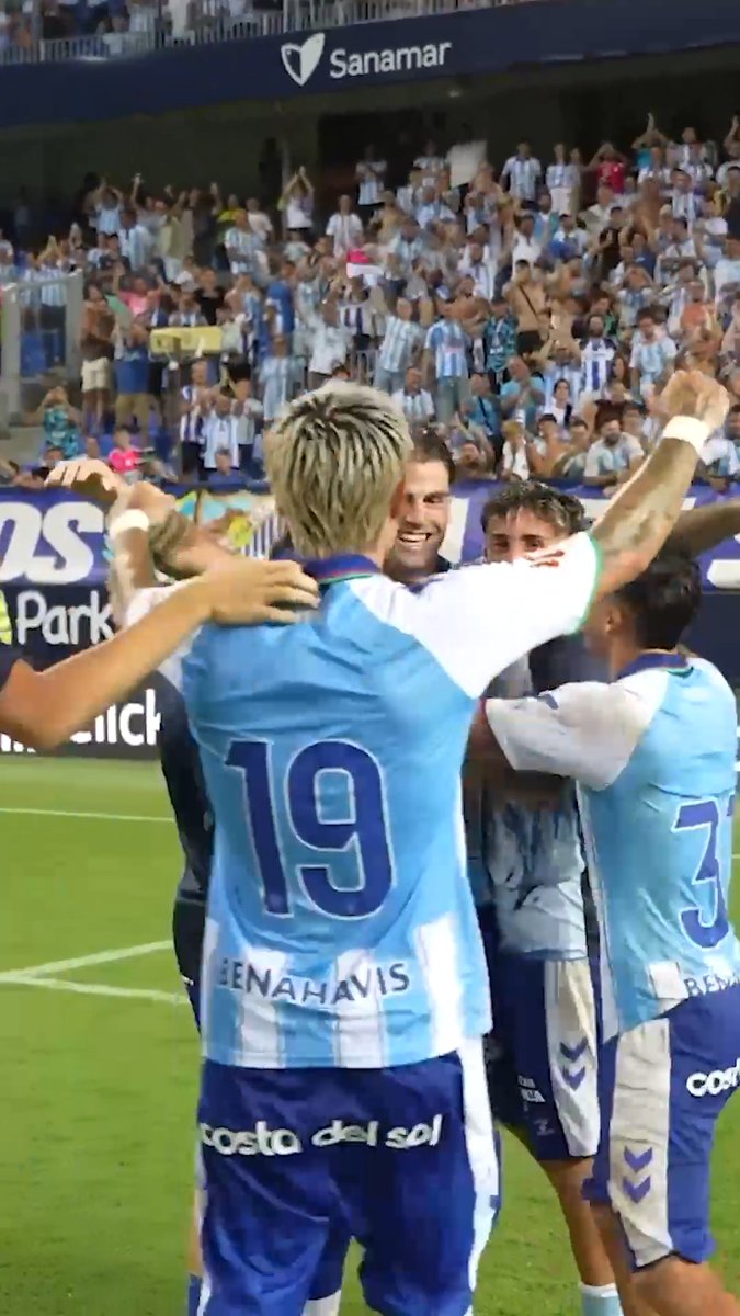 Following their 2-2 pre-season draw with Fulham, Malaga wanted a penalty shootout, but Fulham refused as it wasn't in the contract... So they decided to take a penalty into an empty net and celebrated a win 🤣 🎥 via Málaga CF