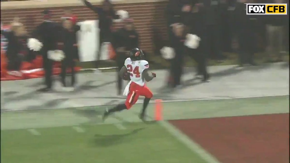 Tyreek Hill's LEGENDARY 92-yard punt return against Oklahoma in college 🔥