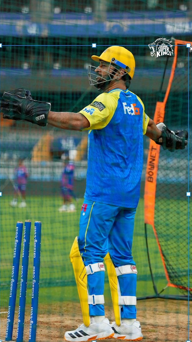 We just had to 😆 Wait for the cutest one at the end 😍 #WhistlePodu #Yellove