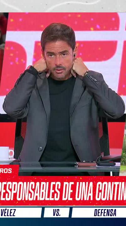 "EN LA REUNIÓN DECIDIERON FINALIZAR EL CONTRATO DE QUINTEROS" La última información en el mundo Independiente con Nicolás Brusco. ▶️ Mirá #ESPNF12 en el Plan Premium de #DisneyPlus