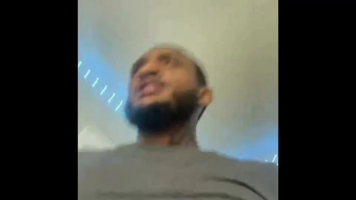 Idk bout yall but I like my dih w a lor personality 😙😅🤷🏽‍♂️ We talk allot of shit bout shotty but this why I say bro a comedian fr😭Sammy had yo foamin out da mouth 💀 Cuz How tf u arguing w ya Ex and comparing dicks w her new 🥷🏾all while on live?💀 (Penis out 3:30) #phillybulshotty #tiktok #toxic #brotipsticky