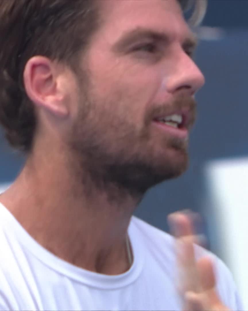 WARRIOR mentality 🥊 2022 #CincyTennis semi-finalist Cameron Norrie battles past Prizmic 3-6 6-1 6-4.