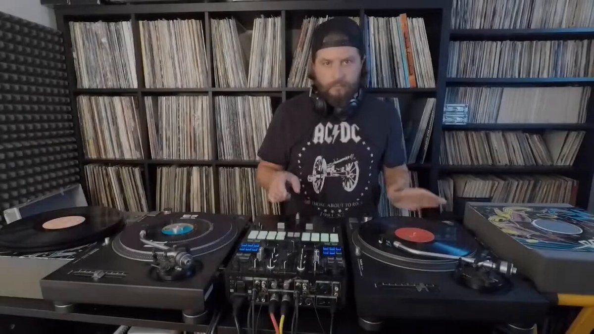DJ Destruction - 5 Mins of Old School Breaks (Vinyl Mix Part 2)