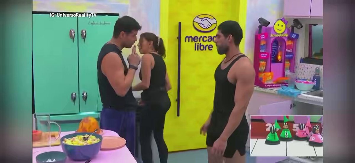 Moises se enojó porque Massad le dijo a Memo que querían que él perdiera 🤡 no acepta que le escupió, todavía se enoja, ya que se vaya 😫 #LaCasaDeLosFamososMéxico #LaCasaDeLosFamososMéxico4 #LaCasaDeLosFamososMX