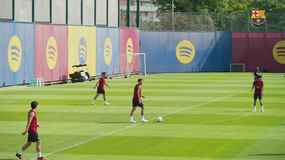 🙂 Uma coleção de golaços no treino de hoje. Confere aí!