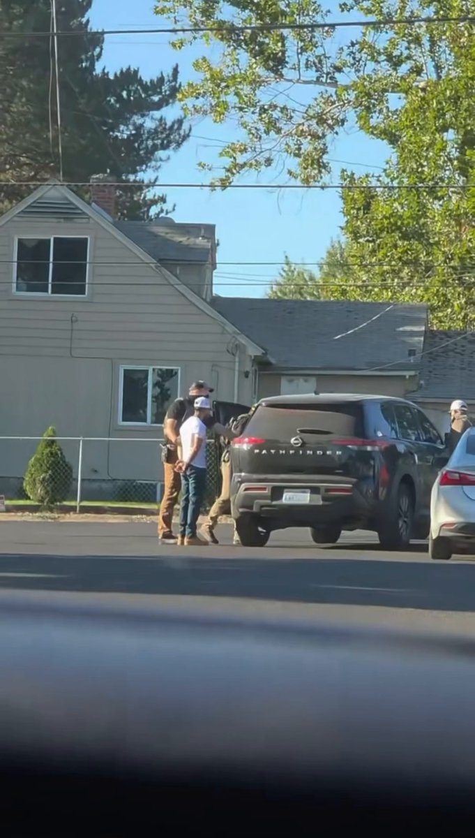 ICE has been surging into Sunnyside, Washington, an area dominated by the Mexican drug cartels, particularly the Sinaloa Cartel. Several illegal aliens have been taken into custody.
