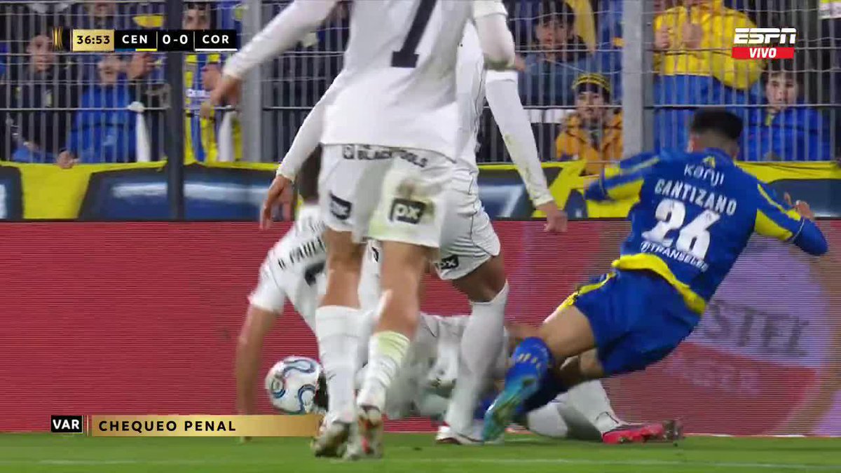 Rosario Central reclamó penal en esta mano del jugador de Corinthians. ‼️ ¿Opiniones? ⁉️🇦🇷🇧🇷