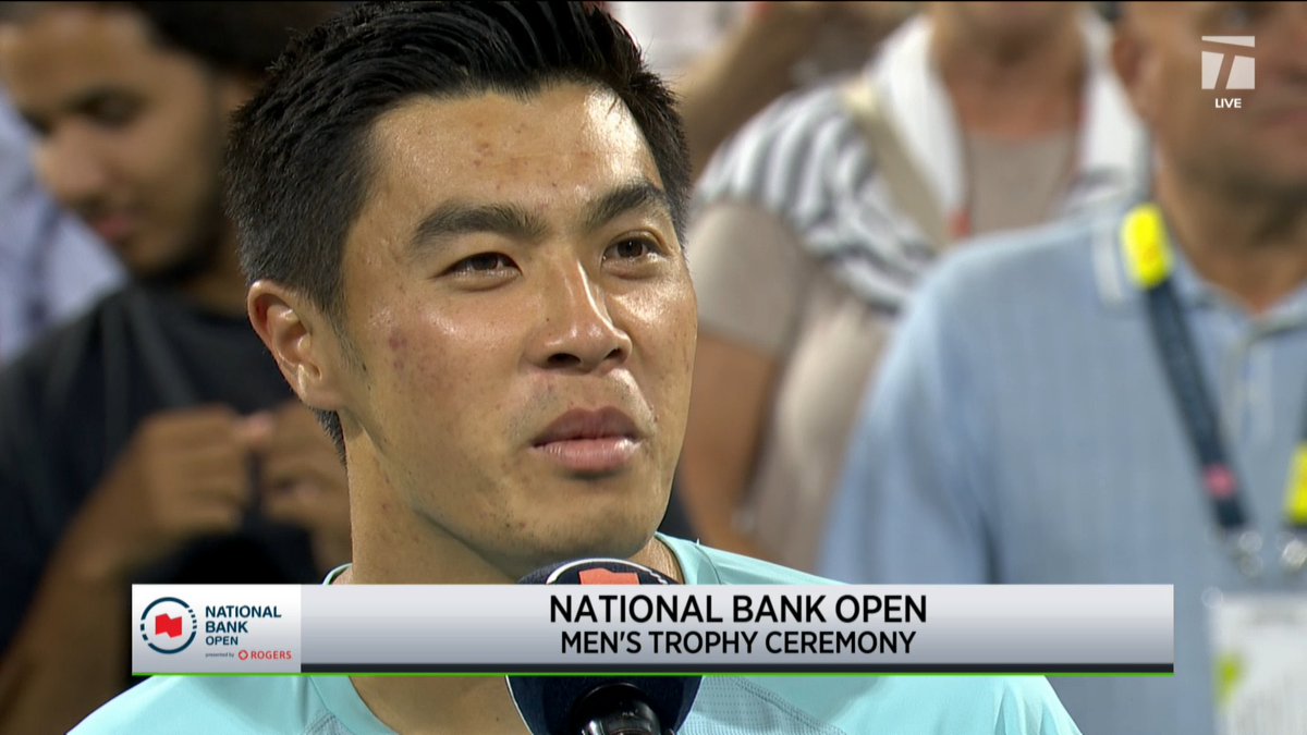 “I’m going to be honest…I enjoy it here in Montreal more than Toronto.” 😂😂 The crowd was loving Nakashima's speech ⤵️ #OBN26