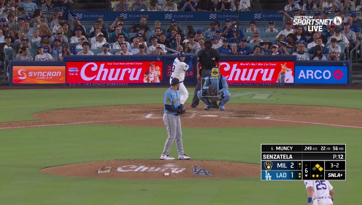 The Dodgers Stadium all-time home run leader gives us the lead!! 🔥🔥🔥 Get closer to the #Dodgers action with SNLA+, with the MLB app. 🔗: