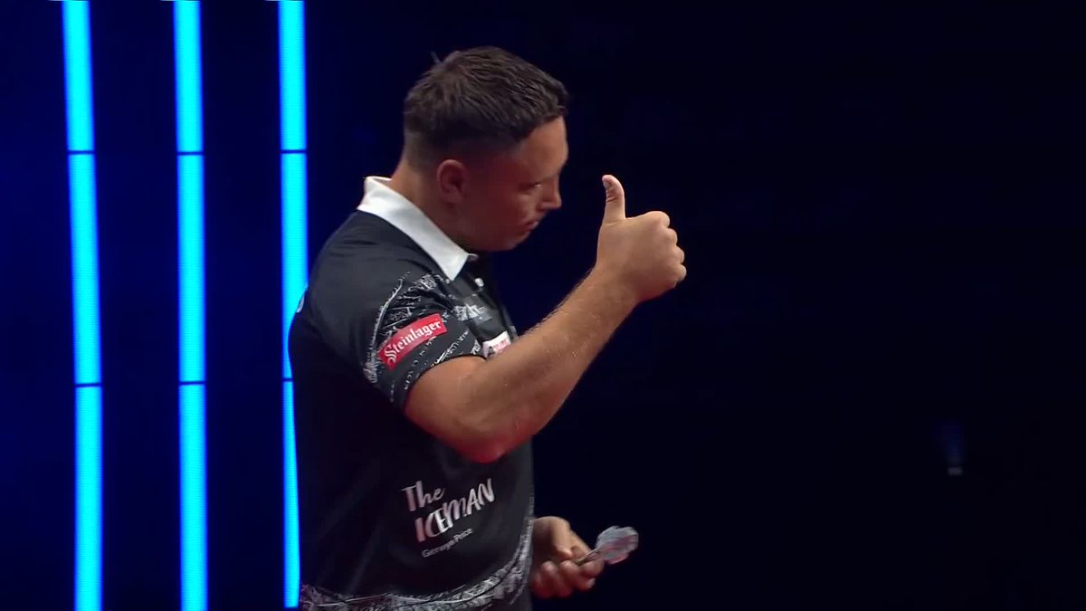 PRICE CRUISES PAST CLEAVER! Gerwyn Price is the first player through to the last eight in Auckland! The 2022 champion dispatches Mark Cleaver 6-1 to kick off his campaign in style! #NZDarts | R1 📺