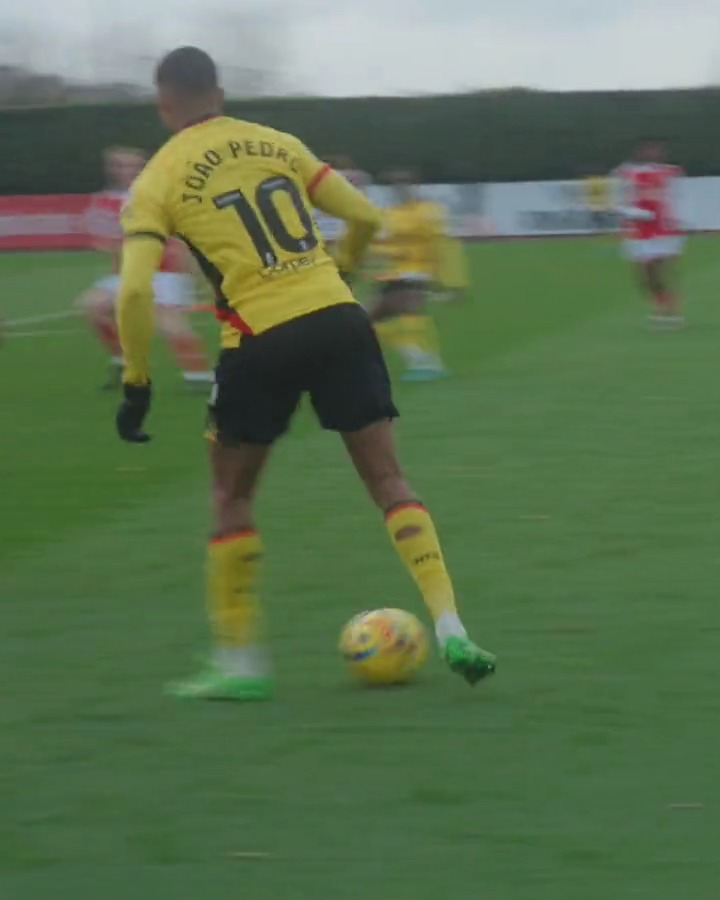 Joao Pedro’nun en iyi golcülerden biri olacağı çok belliydi. 👀