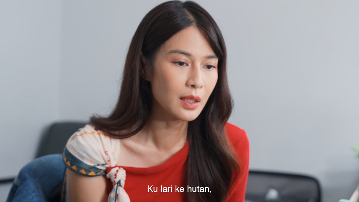 Siapa yang dulu hafal puisi ini jaman AADC 1? Atau ada yang pernah galau2an sambil dengerin lagunya? Nih ternyata bakalan ada #AADCShortFilm bulan depan! Harusnya yang nonton dari AADC 1 di bioskop atau di VCD bakalan pada relate sama Cinta dan Rangga yang udah di umur remaja vintage ini 😳