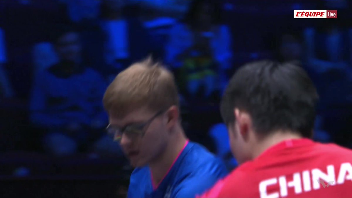 💪 Alexis Lebrun égalise à 1 set partout face à Lin Shidong ! Suivez le match en direct sur L'Équipe live #lequipePING