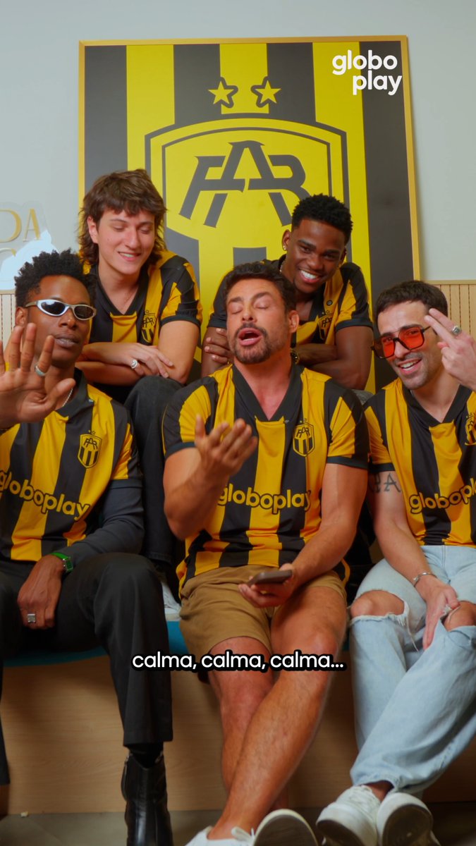 o Cauã vai tirar a roupa ou não vai? a gente quer saber... #JogadaDeRisco
