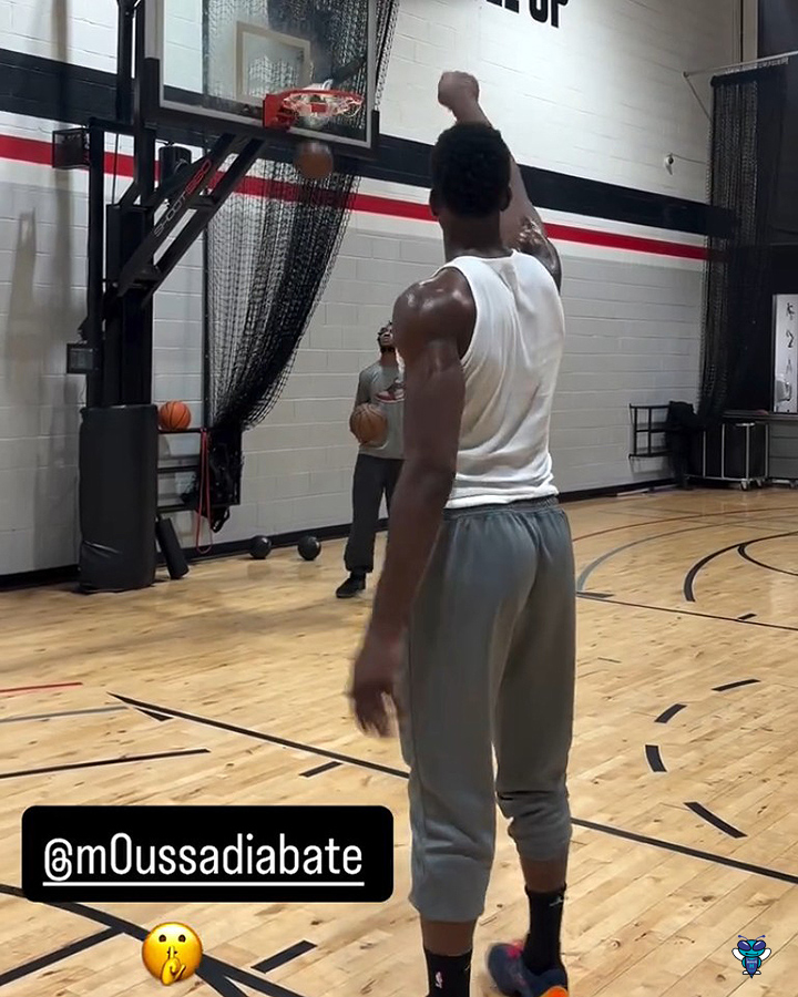 Moussa Diabate putting in more midrange work. (📹 dushawn_/IG)