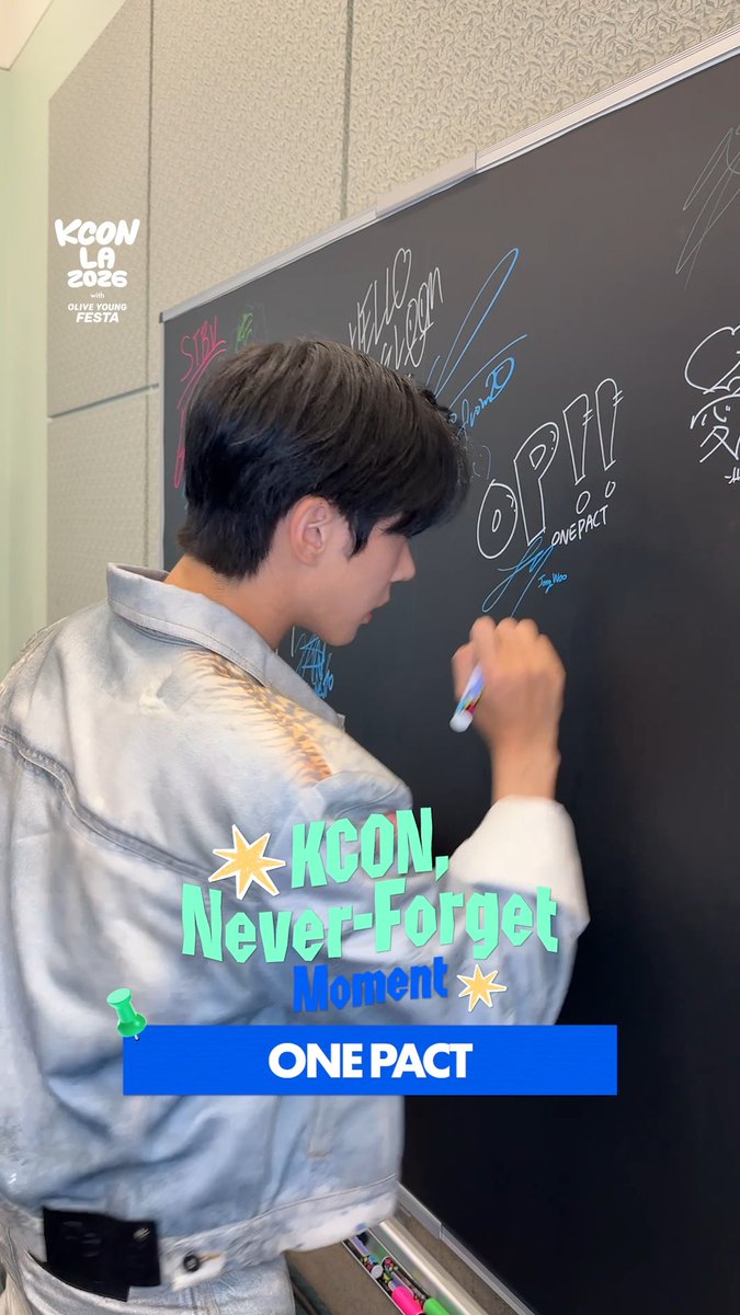 [#KCONLA2026] ✍️ #ONEPACT Writes a Never-Forget KCON Moment! Watch till the end to see the unforgettable moment shared with KCONer! ONE PACT - KCON LA 2026 AUG 14-16 Arena, LA Convention Center Let’s #KCON