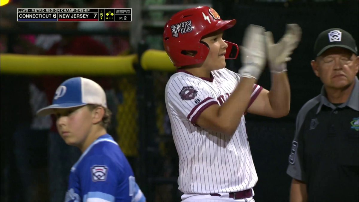 BAYONNE, STAND UP! New Jersey with a thrilling comeback in the 5th inning to advance to the Little League World Series 😤