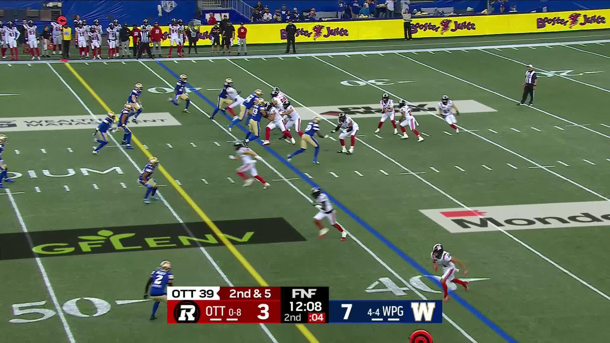 Jevoni Robinson makes the catch but goes down with an apparent non-contact injury after the reception. He walked off the field under his own power into the injury tent. #CFL
