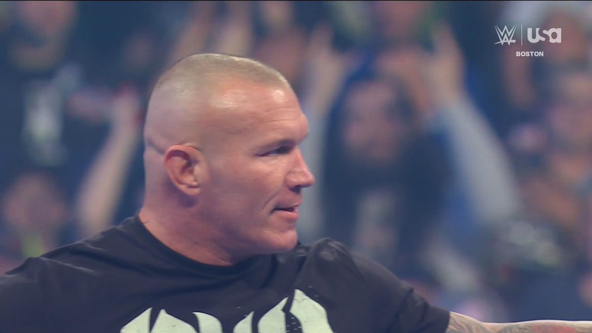 OH MY GOD 😱 Randy Orton is hearing VOICES IN HIS HEAD!