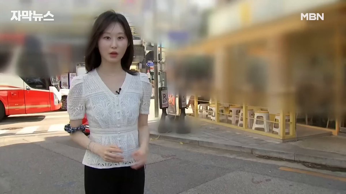 성수동 몰카 중국인 폰 깠는데 사진 한가득 개판이라함 이미 다른 곳에서도 ㅈㄴ 찍고 다녔다는거 신상공개하고 구속수사 빡세게 강제추방이 답이다