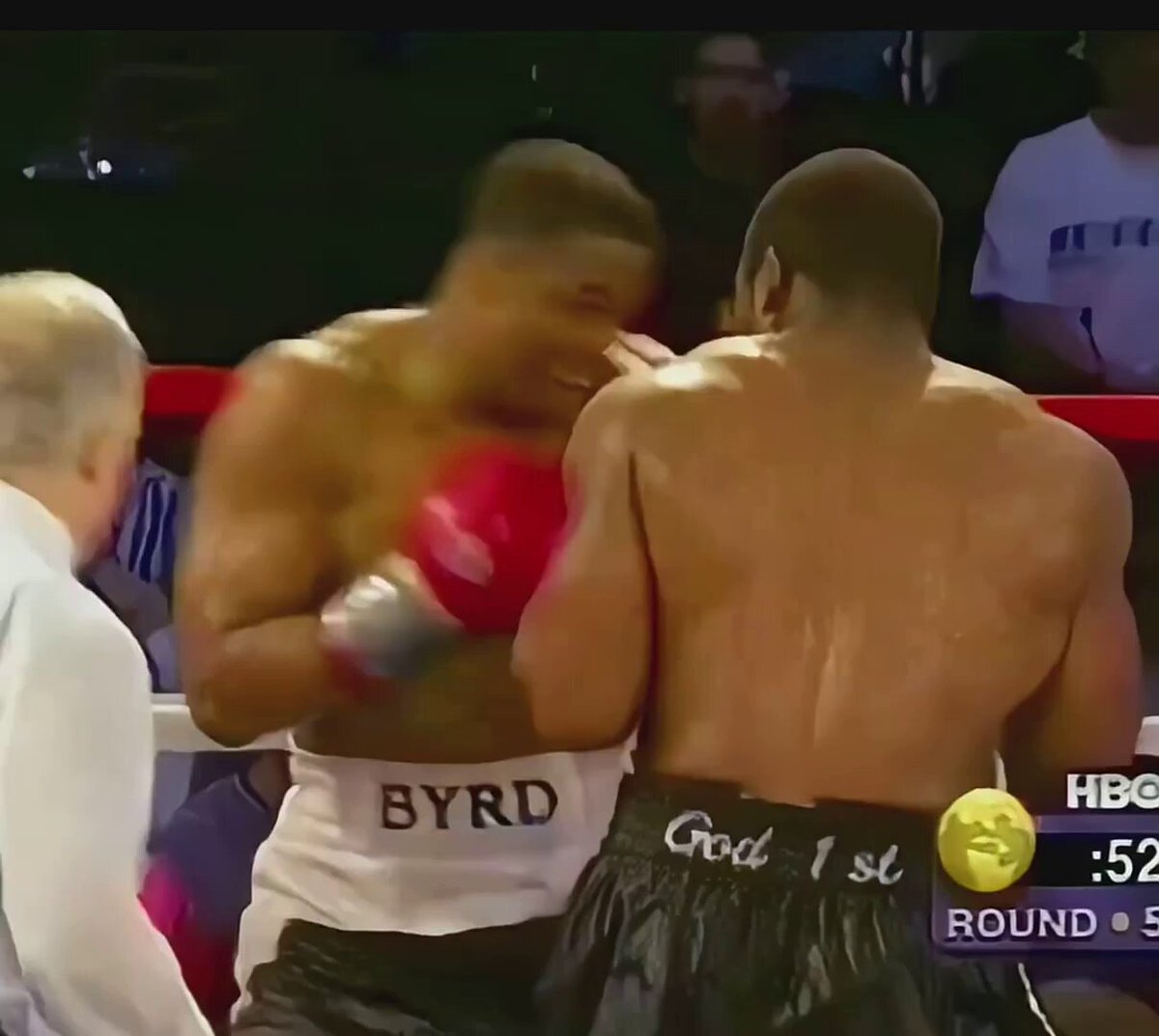 That One Punch Changed Everything 😱🥊 Las Vegas. Mandalay Bay. Chris Byrd was controlling the fight, until Ike Ibeabuchi landed a monster left hook that shut the lights out. One clean shot. Complete shift. Frank Rallo had no choice but to stop it. This is the punch that made Ibeabuchi a legend overnight. #Boxing