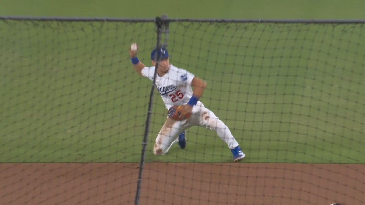 Tommy showin' off. 😳