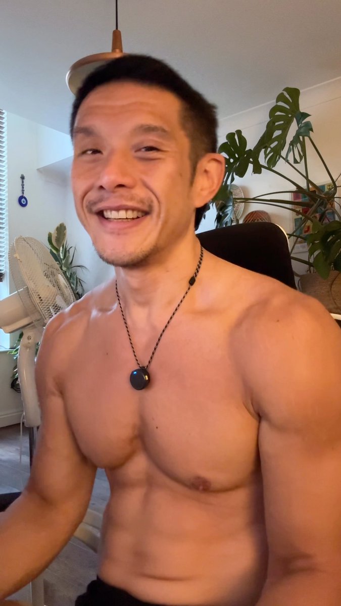 Daddy didn’t workout yesterday! But woke up a little too late for an early morning workout… Follow dad on