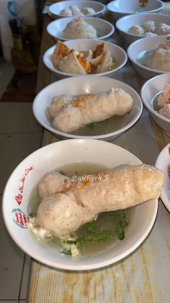 This food is what is given to virgins in India before they are given to their husbands as a farewell party 🥳