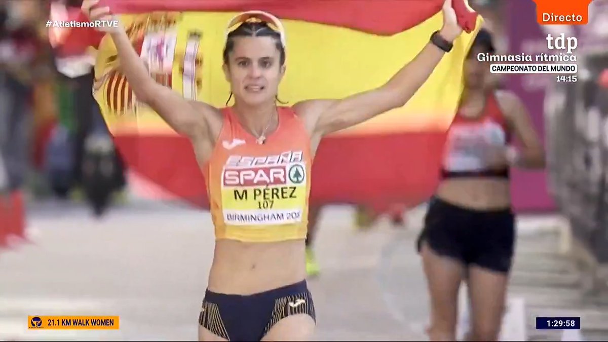 🥇🇪🇸 ¡IMPARABLE! María Pérez es de oro. La atleta de Orce se convierte en la primera CAMPEONA DE EUROPA del medio maratón de marcha y suma un nuevo exitazo a su palmarés. Oro olímpico. 4 veces campeona del mundo. Y 2 Europeos. ¡#Andalucía está muy orgullosa de ti, María Pérez OLY! En el pensamiento de todos, Granada. 💚