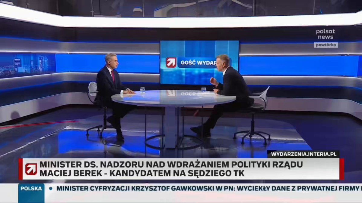 -Ja nie traktuje Berka i nigdy go nie traktowałem jako polityka. On nigdy nie wypowiadał się politycznie. -Był członkiem rządu. -Nigdy nie wypowiadał się politycznie. Berek był prawnikiem w rządzie. -Apolitycznym prawnikiem w rządzie? -Ja czułem to doskonale🙃🙃🙃