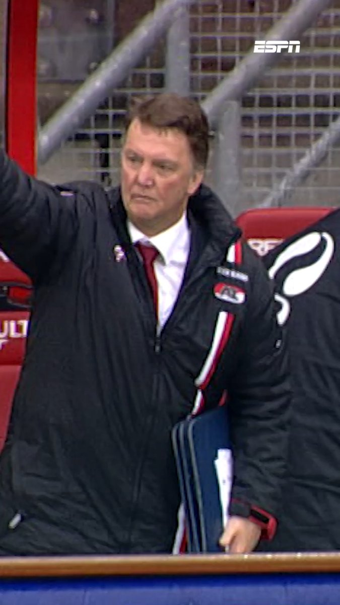 𝑻𝑯𝑹𝑶𝑾𝑩𝑨𝑪𝑲 naar Louis van Gaal die zijn gram haalt in Utrecht 👋 ⚔️ FC Utrecht - AZ ⏰ 18:45 uur 📺 ESPN