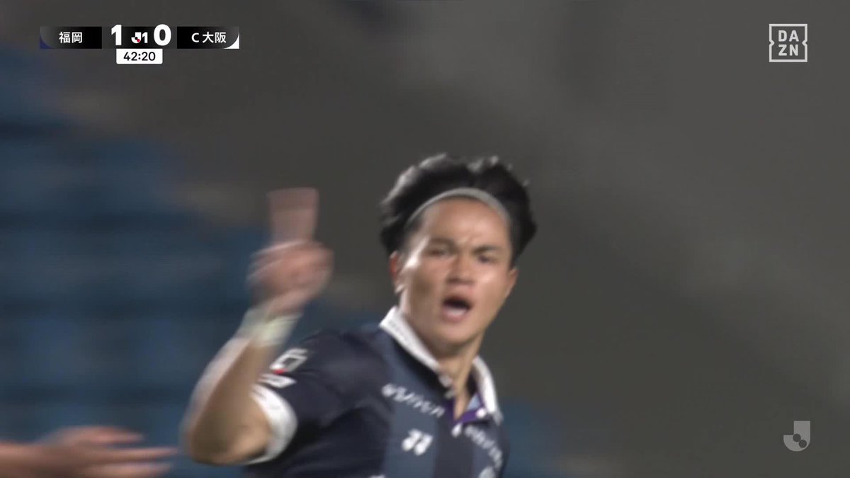 逆足で決めてみせた こぼれ球を迷わず振り抜く！ 辻岡佑真のJ1初ゴールはゴラッソ㊗️ 🏆明治安田J1リーグ第2節 🆚福岡×C大阪 📺DAZN ライブ配信中 #Jリーグ #だったらDAZN