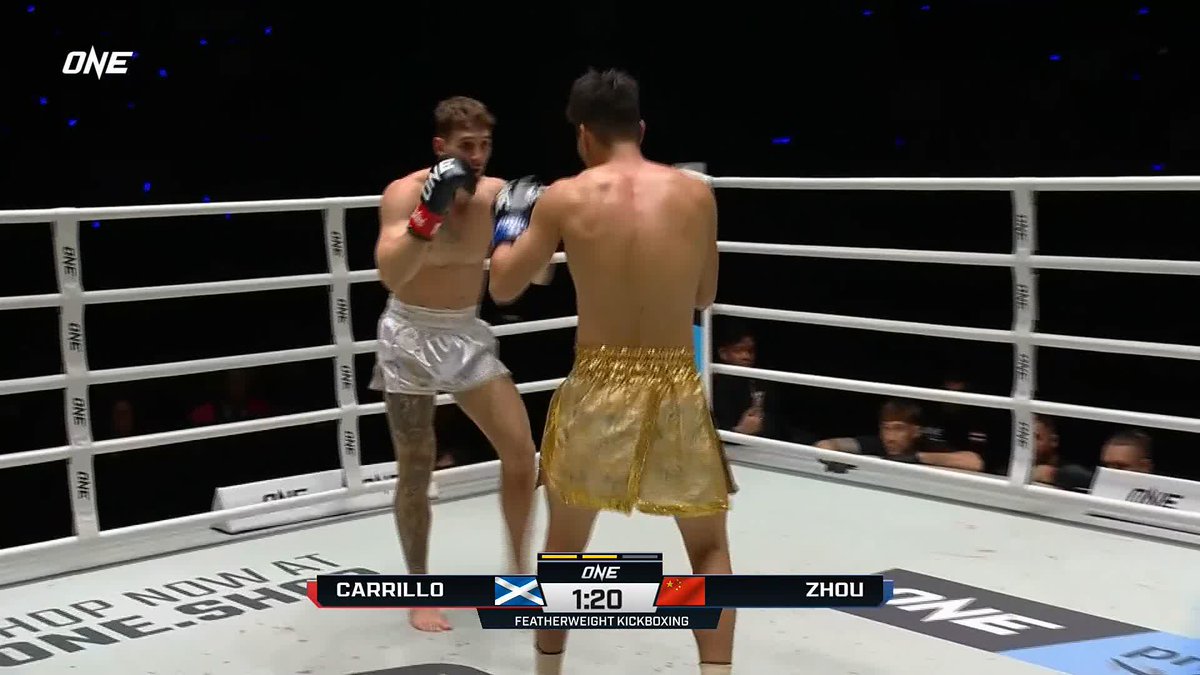 This knockout from Nico Carrillo 😮