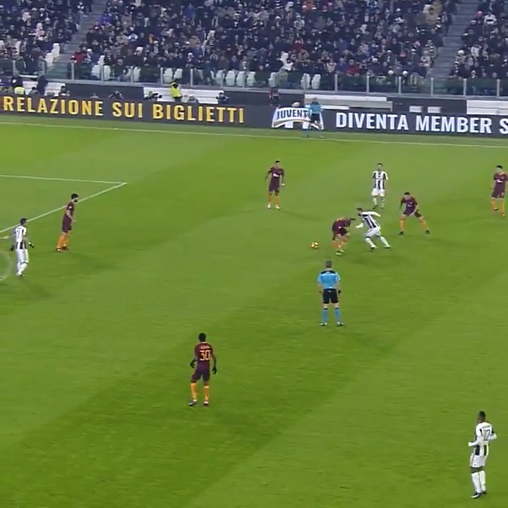 🇦🇷😮💨 When Gonzalo Higuain did this against Roma back in 2016. 🔥
