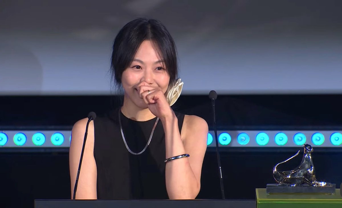 Kim Min-hee’s speech after winning the Best Actress Award for her performance in her new film, ‘Nowhere To Lay My Eyes’ (눈 둘 데가 없네) at the 79th Locarno Film Festival today! Another award for her collection! 🎉🏆 #김민희 #KimMinhee #Locarno79