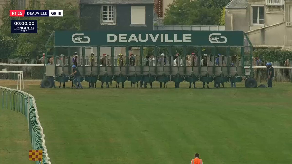 ⭕️ #Deauville – Darley in Europe Prix de Lieurey (Gr.3) Hassaleh (F3 Night Of Thunder) ouvre son palmarès au niveau Groupe ! La représentante de Godolphin, entraînée par Charlie Appleby s'impose sous la monte de Lemaire Christophe devant Esna et Fortuna Diamond.